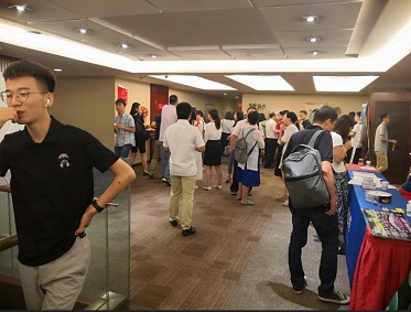 教授和乖乖女H灌满阮阮视频